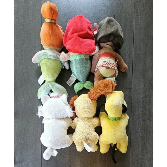 LOT OF 6 DISNEY BABIES & DISNEY STORE PLUSH Ariel Pluto Lady Moana Aristocats - Picture 2 of 9